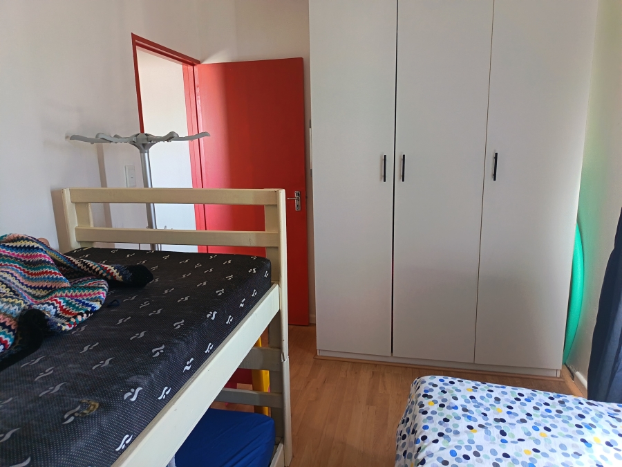 To Let 2 Bedroom Property for Rent in Country Club Western Cape